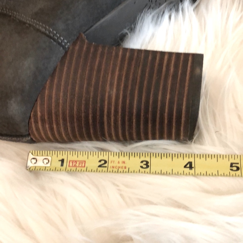 Lucky Brand Heeled Ankle Boot Woman’s Size 10 - Picture 3 of 12